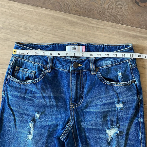 Cabi Size 2 #4152 100% bf Boyfriend Jeans Distressed Ankle Length Crop Blue - Picture 8 of 14